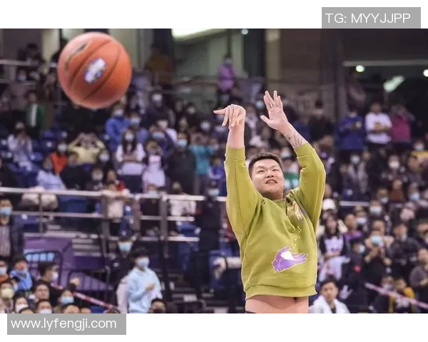 方硕的篮球之路：从青涩少年到CBA明星的奋斗历程与心路历程